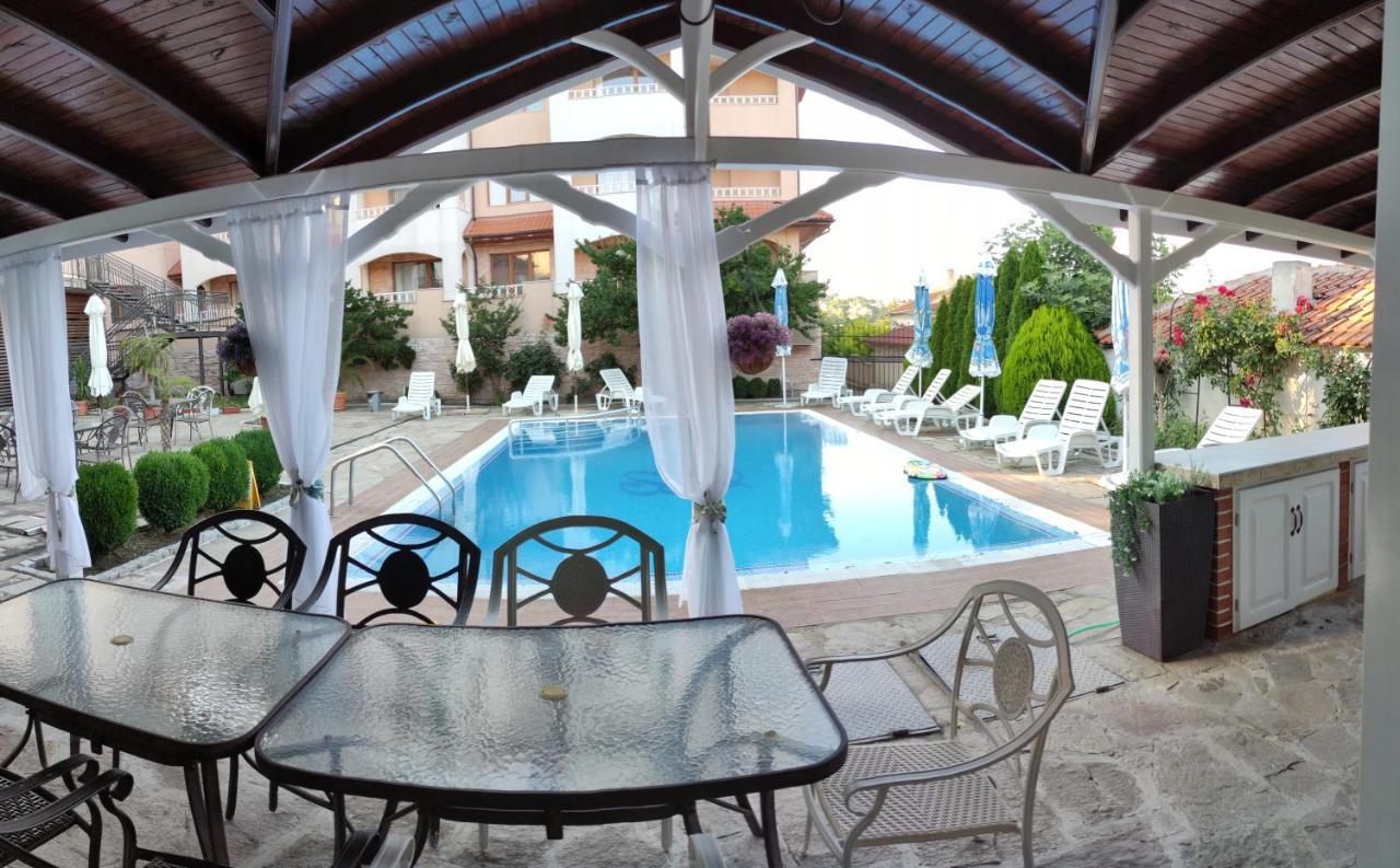 Guest House Palazzo Byala  Esterno foto